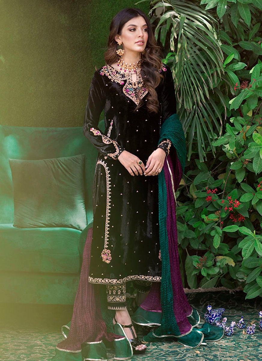 Azita  Onyx Velvet
