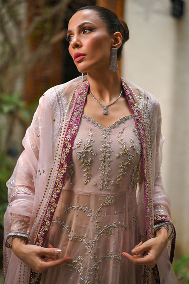 https://www.amnaarshad.pk/images/thumbs/0003269_amira.jpeg