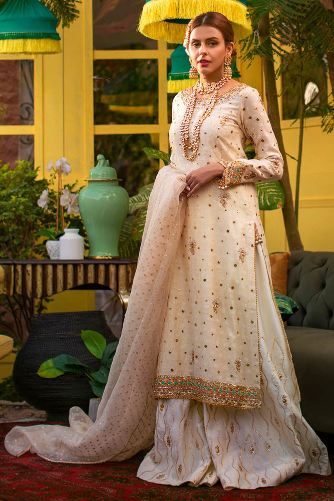 Ivory Glam with Modern Styling | Ansab Jahangir