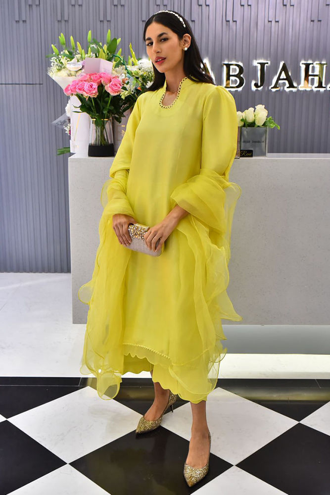 Aleah with Modern Styling | Ansab Jahangir