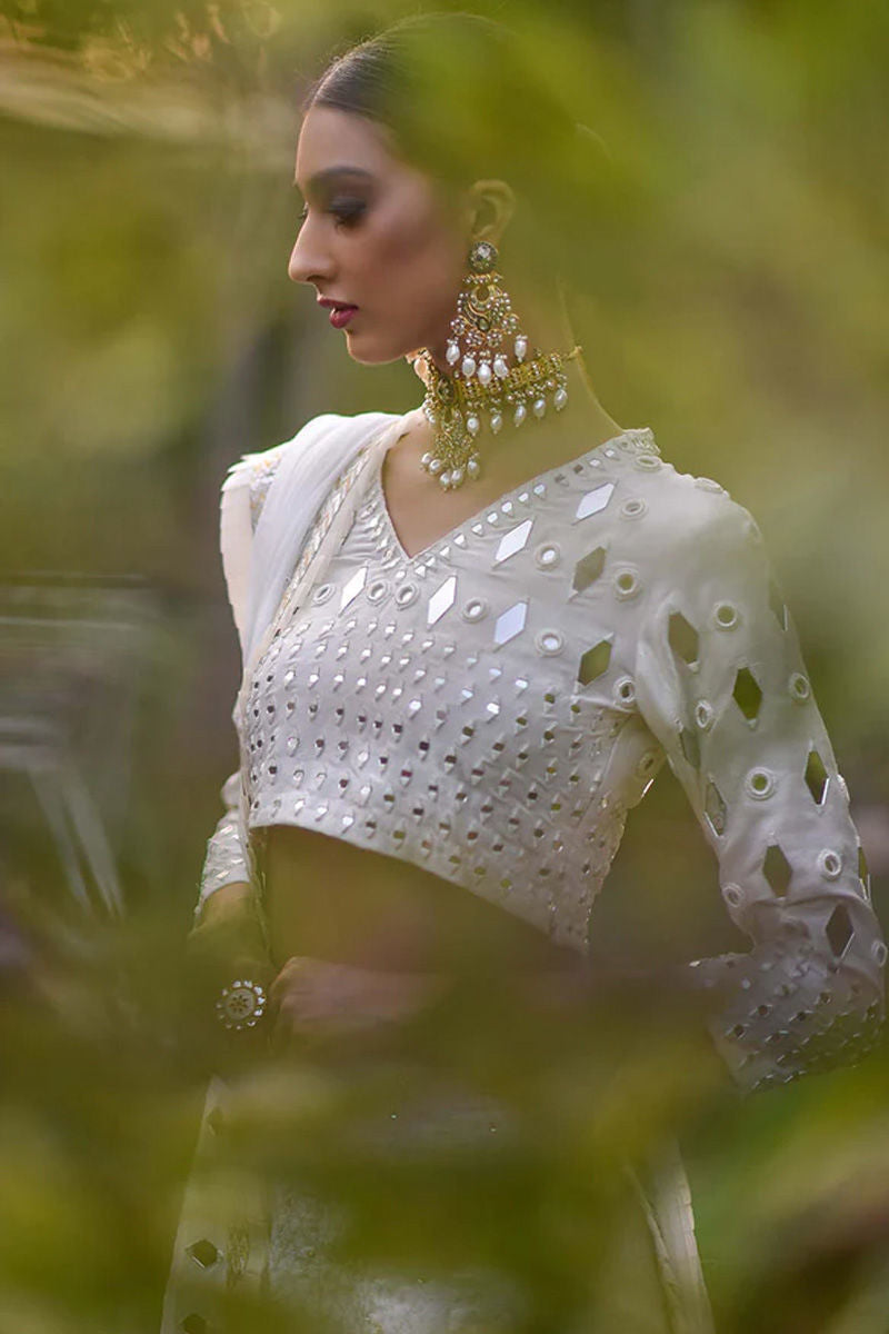 https://www.amnaarshad.pk/images/thumbs/0003487_rania-lengha.jpeg
