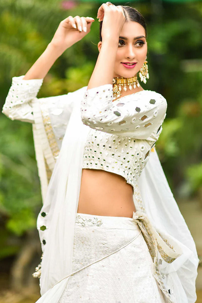 https://www.amnaarshad.pk/images/thumbs/0003490_rania-lengha.jpeg