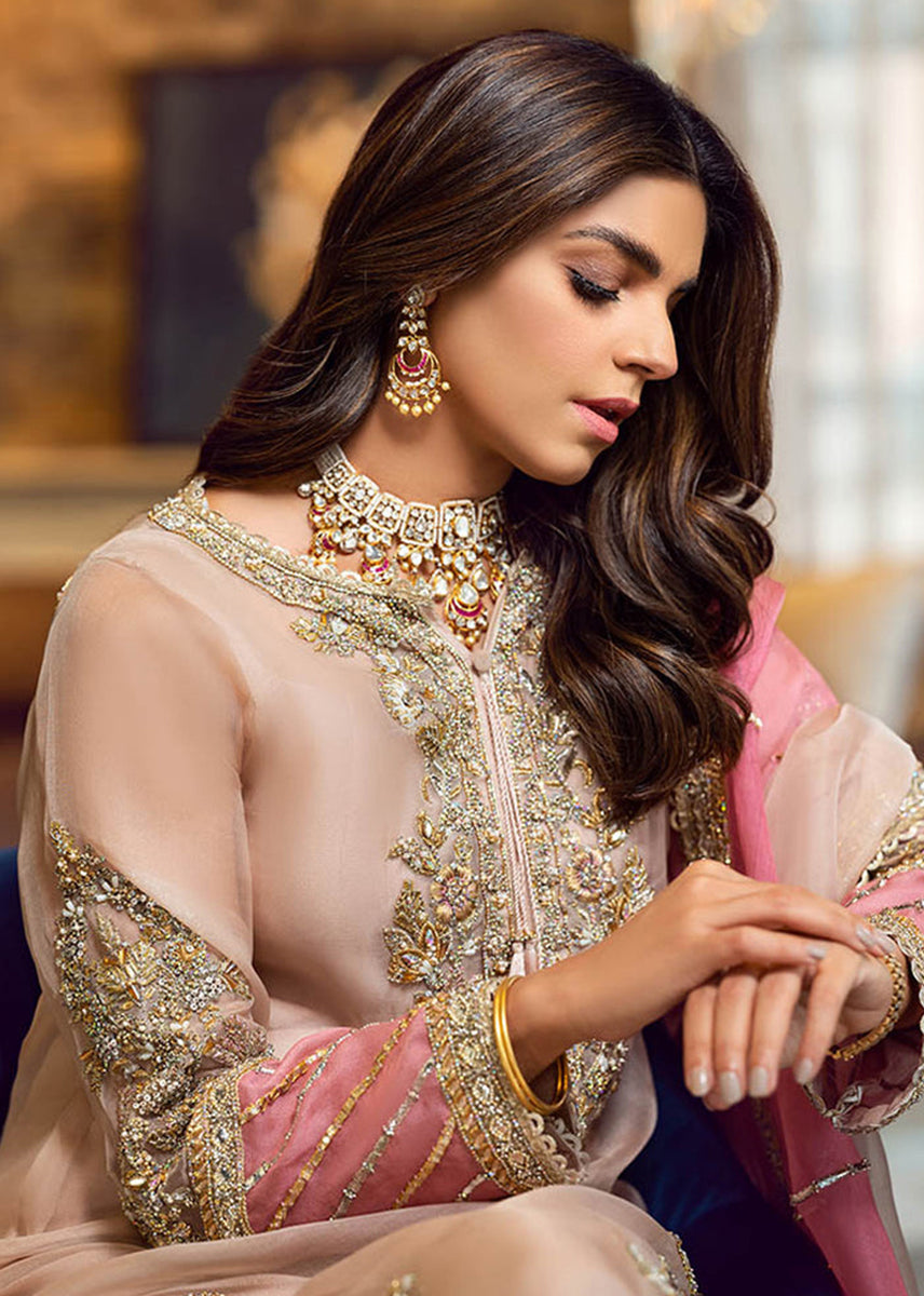 Sara Rohale Asghar – Peach Nouveau Style