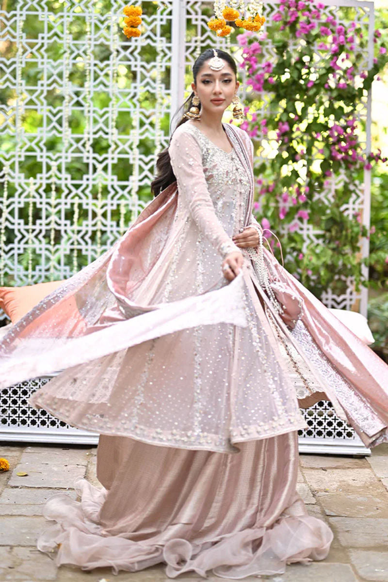 https://www.amnaarshad.pk/images/thumbs/0003622_alyana-kalidaar-bridal.jpeg