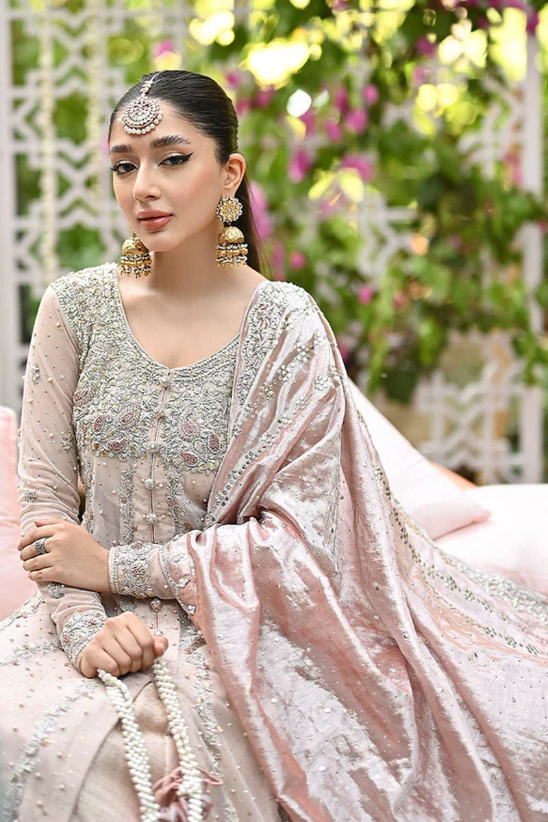 https://www.amnaarshad.pk/images/thumbs/0003627_alyana-kalidaar-bridal.jpeg