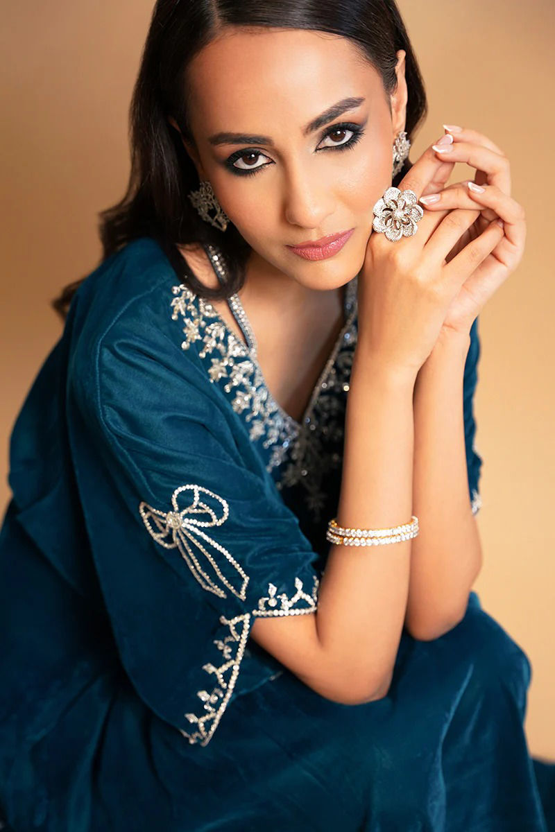 https://www.amnaarshad.pk/images/thumbs/0003924_eira.jpeg