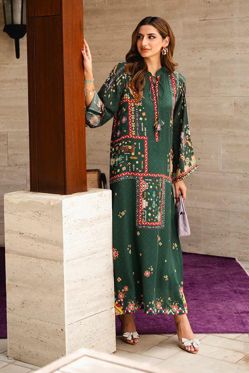 https://www.amnaarshad.pk/images/thumbs/0004038_lolita-kaftan.jpeg