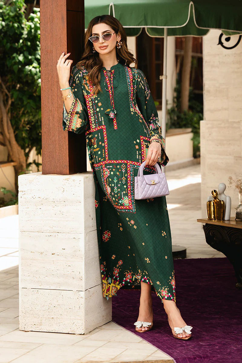 https://www.amnaarshad.pk/images/thumbs/0004041_lolita-kaftan.jpeg