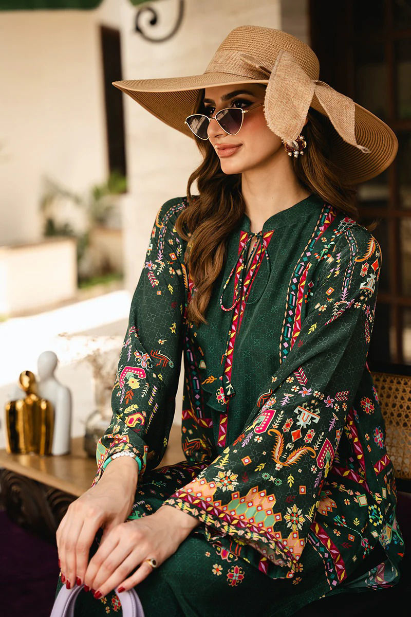 https://www.amnaarshad.pk/images/thumbs/0004045_lolita-kaftan.jpeg