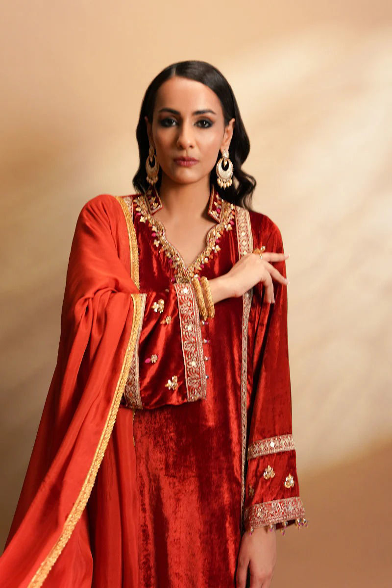 https://www.amnaarshad.pk/images/thumbs/0004052_samra.jpeg