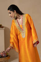 Mari Gold Shirt with pants