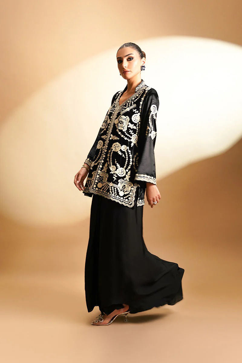 https://www.amnaarshad.pk/images/thumbs/0004092_naira.jpeg