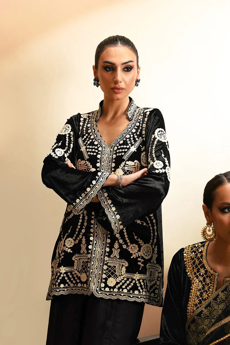 https://www.amnaarshad.pk/images/thumbs/0004098_naira.jpeg