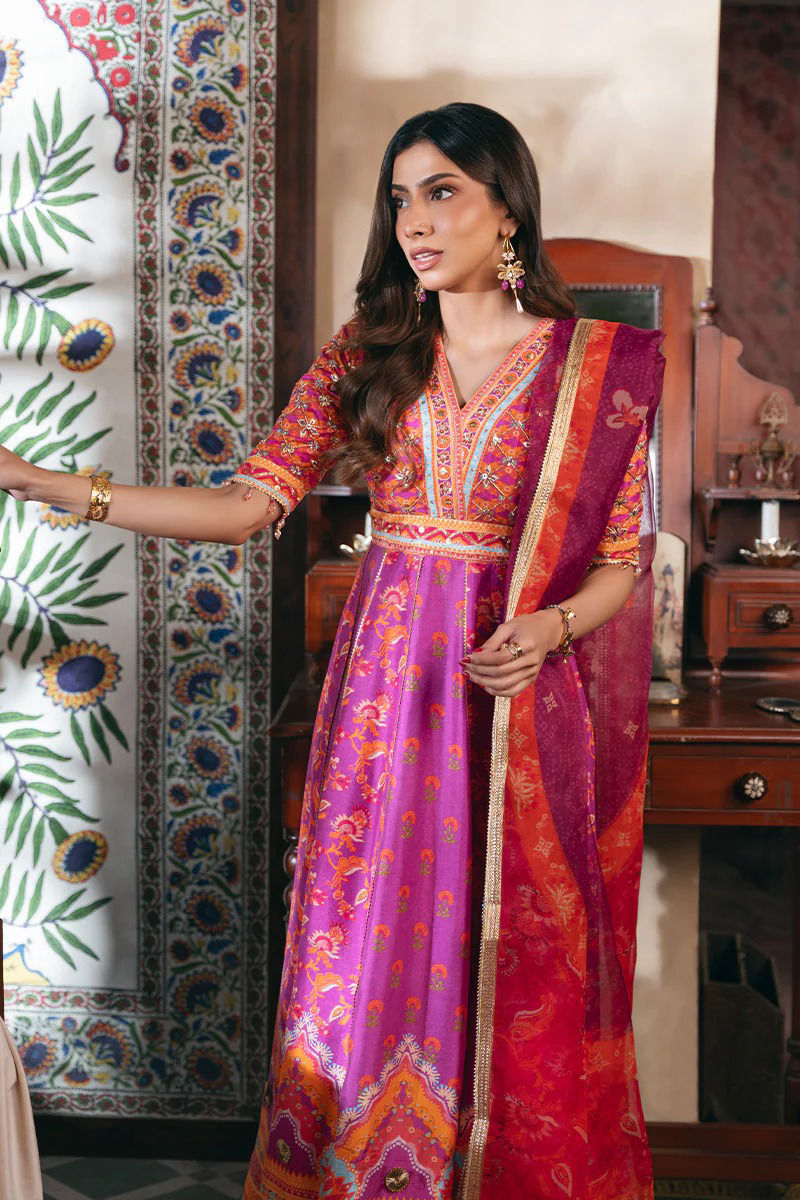https://www.amnaarshad.pk/images/thumbs/0004131_suroor-shirt-and-dupatta.jpeg