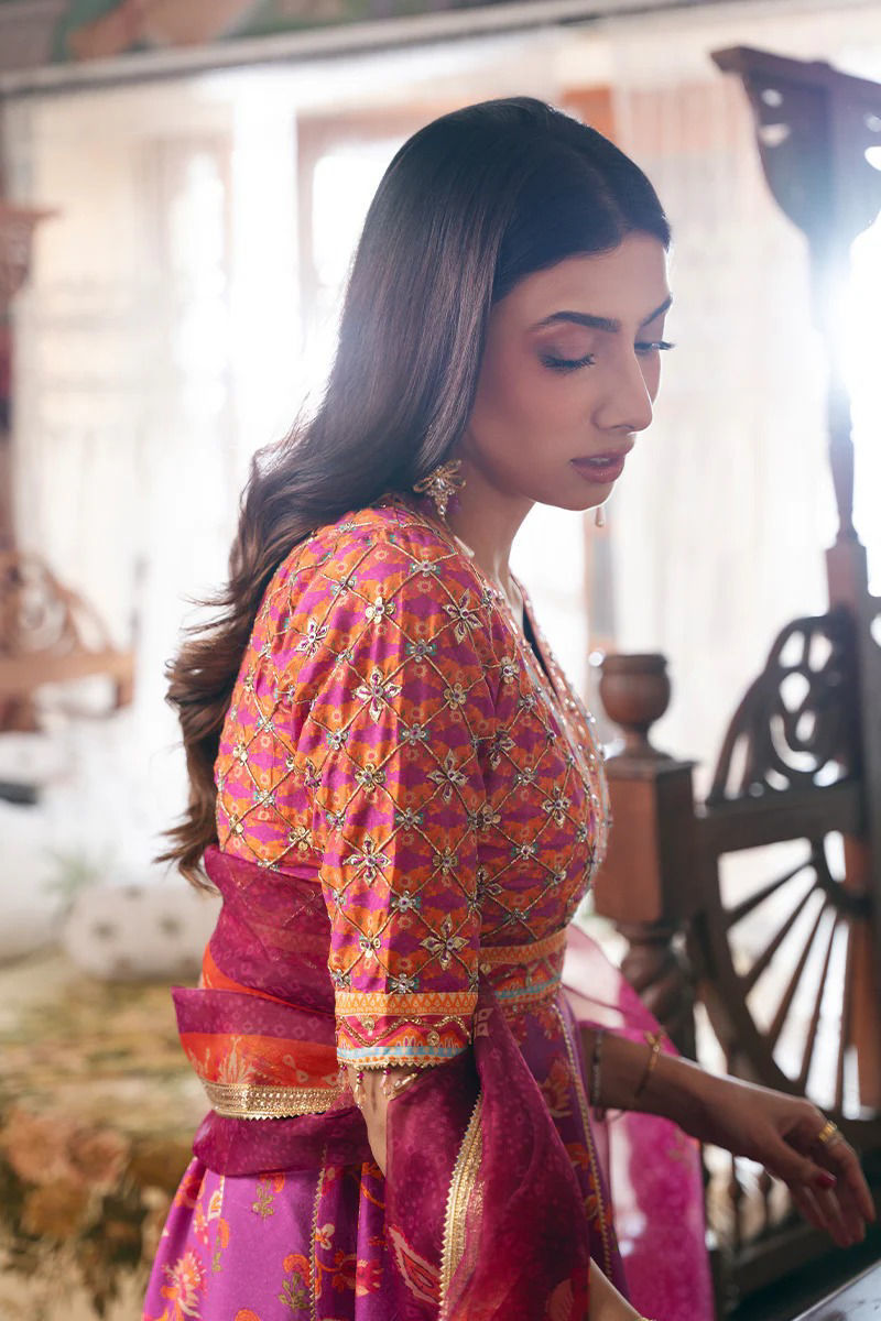 https://www.amnaarshad.pk/images/thumbs/0004133_suroor-shirt-and-dupatta.jpeg