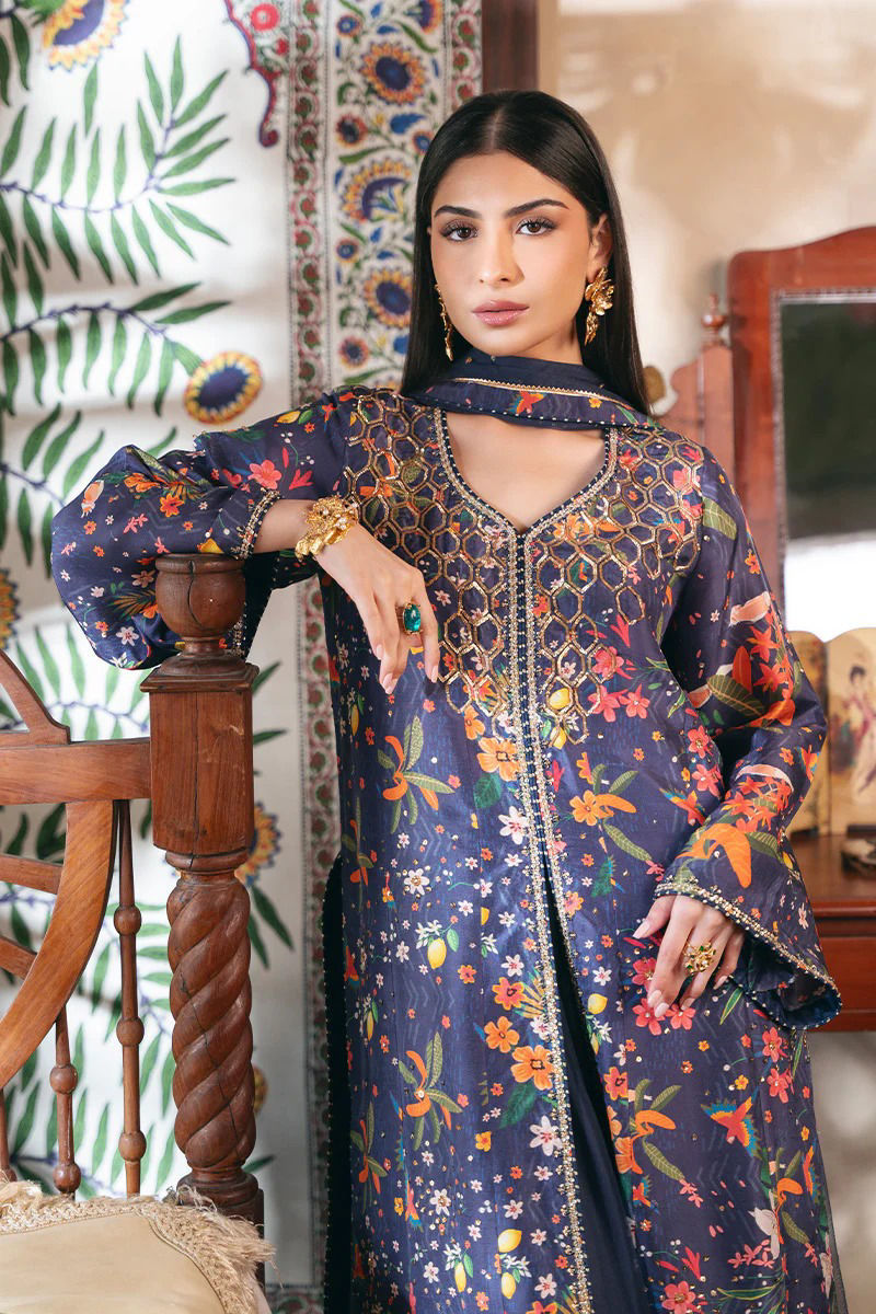 https://www.amnaarshad.pk/images/thumbs/0004141_zarnab-shirt-and-dupatta.jpeg