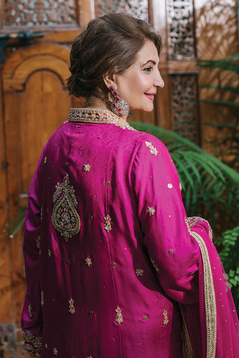 https://www.amnaarshad.pk/images/thumbs/0004164_safeera.jpeg
