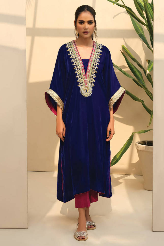 https://www.faridahasan.com/images/thumbs/0004233_marigold-velvet-with-pants_1000.jpeg