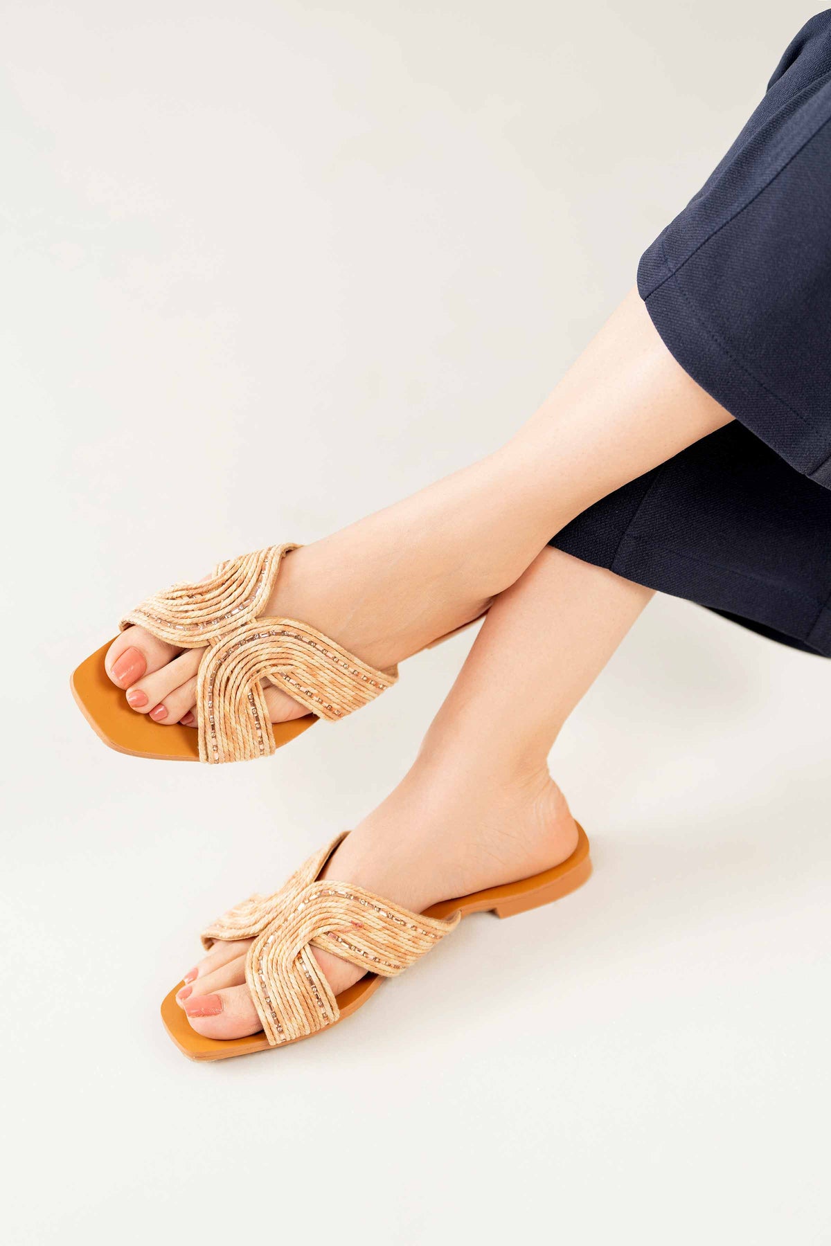 Yellow Chappal-440702902
