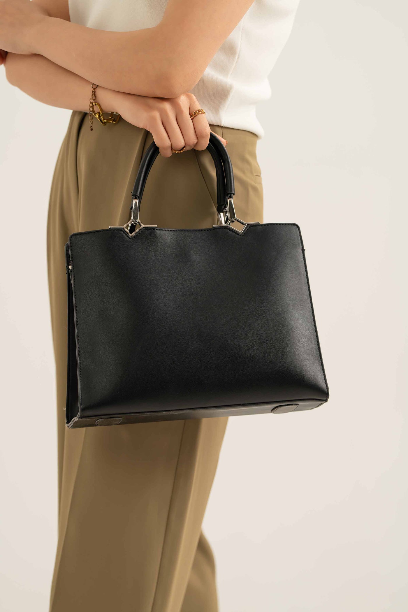 https://cdn.shopify.com/s/files/1/0534/2065/4791/files/000440962103-_4_6021f9e6-1619-4754-9f68-b93fce92711a.jpg?v=1747385535