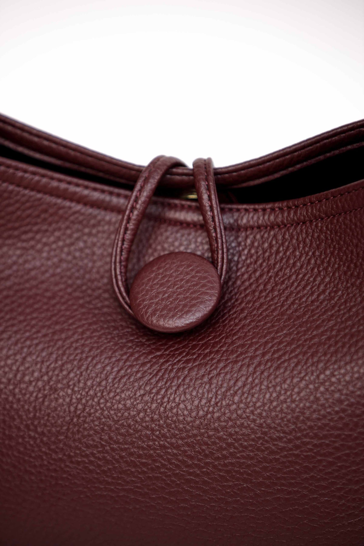 https://cdn.shopify.com/s/files/1/0534/2065/4791/files/000440992101.jpg?v=1738236638