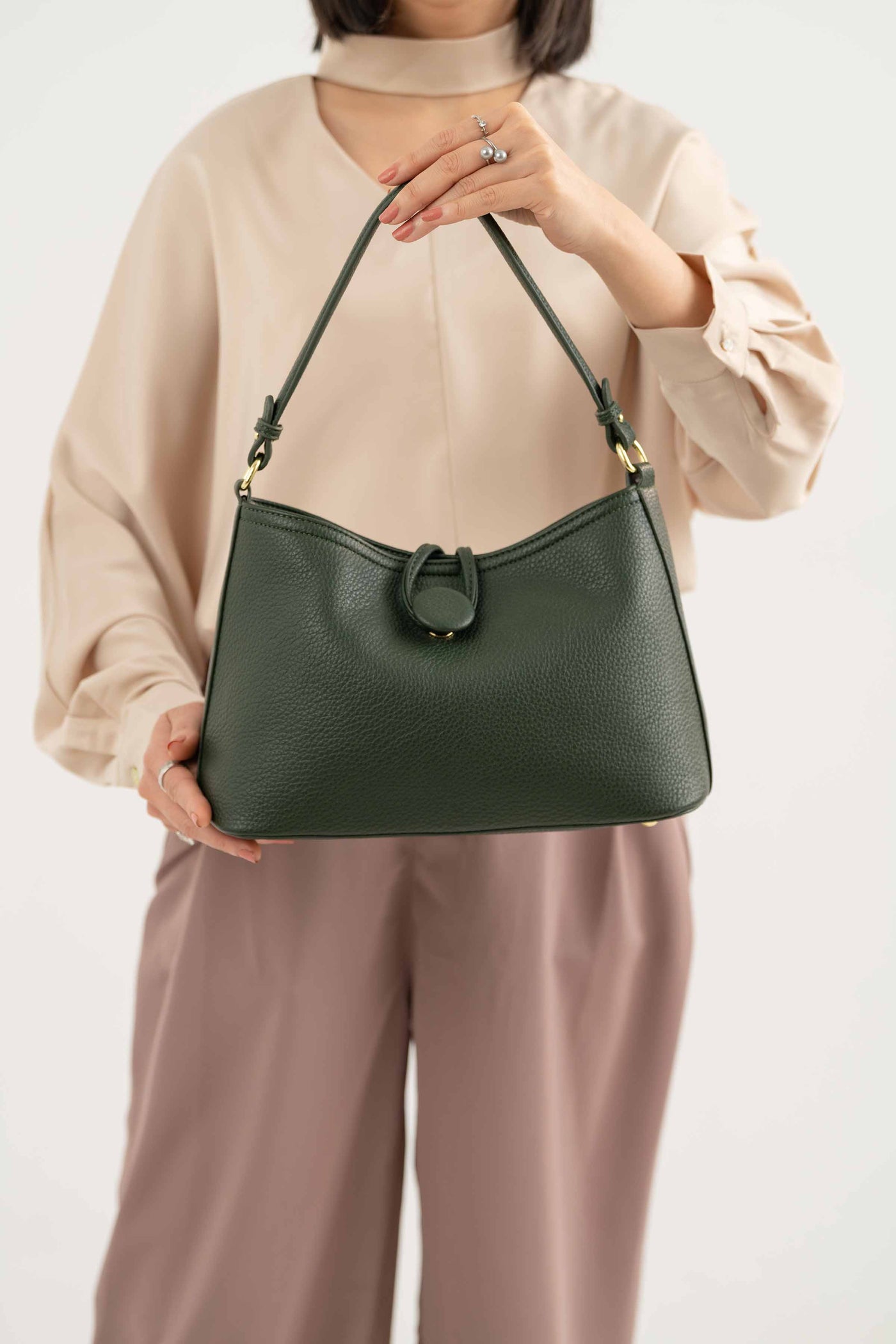https://cdn.shopify.com/s/files/1/0534/2065/4791/files/000440992104-_1_830a2af1-b2f7-40b7-979e-6175ca56a9f1.jpg?v=1747385518