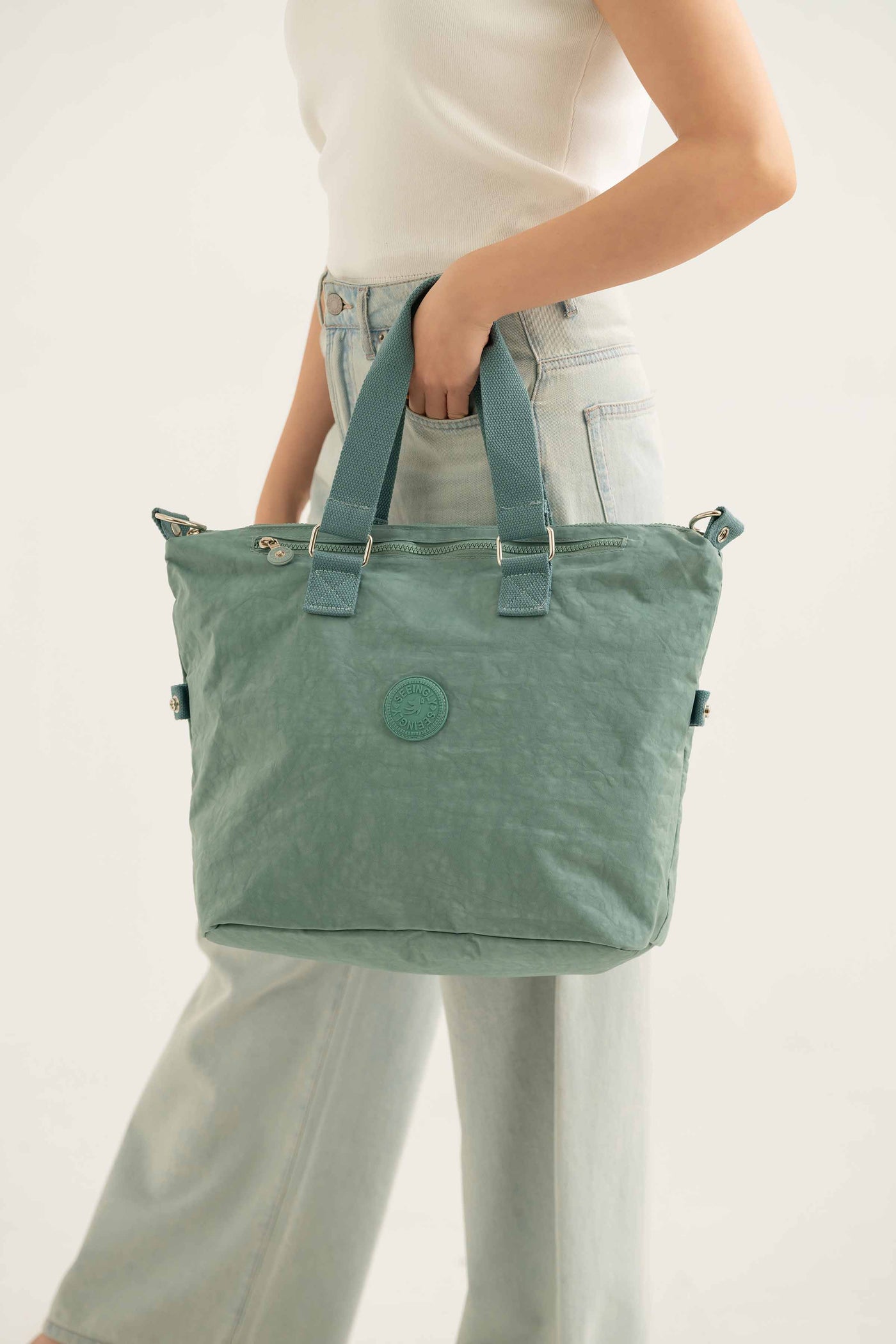 https://cdn.shopify.com/s/files/1/0534/2065/4791/files/000441042104-_5.jpg?v=1747385503