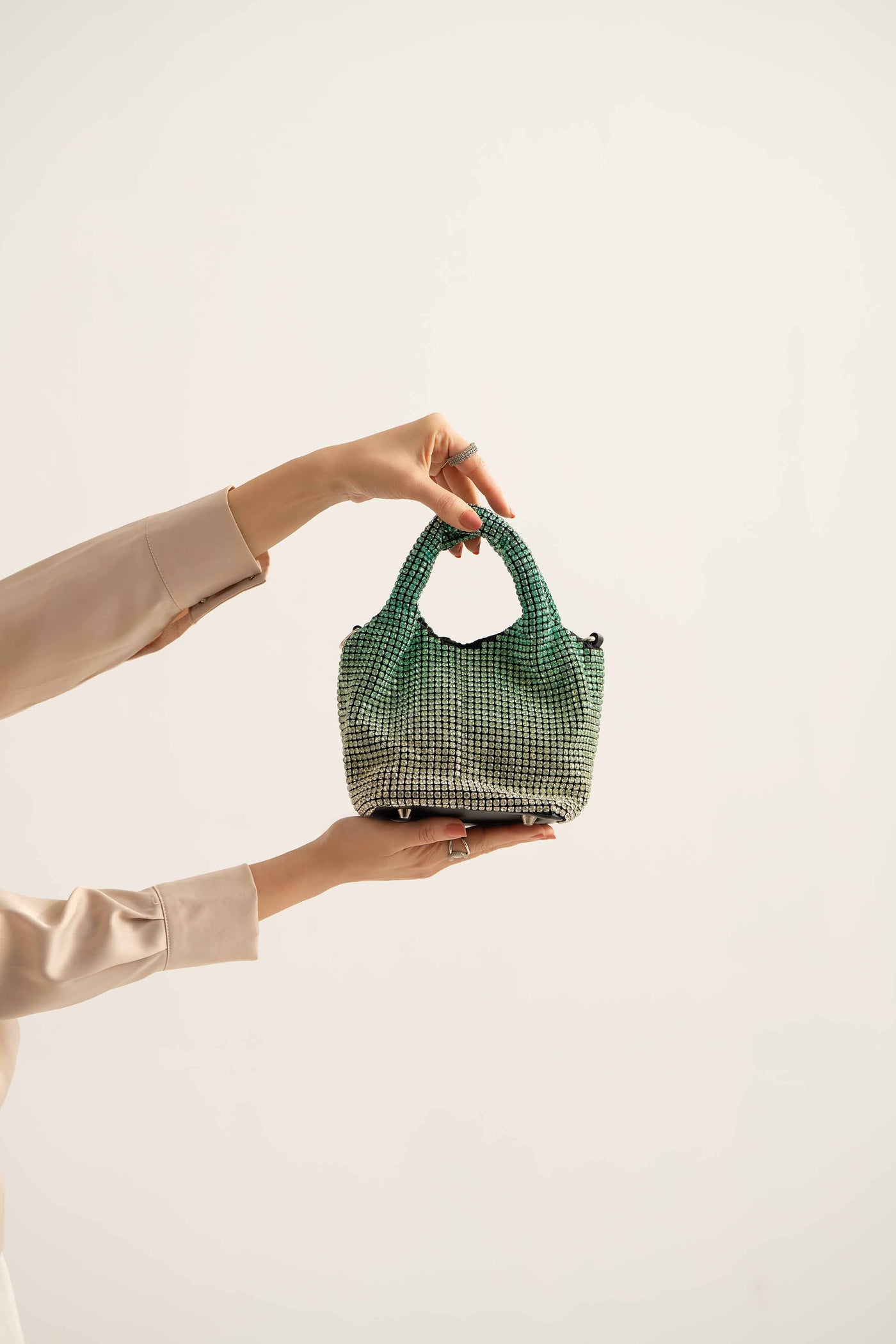 https://cdn.shopify.com/s/files/1/0534/2065/4791/files/000441092104-_2_3d68a48f-9eb0-4a3d-8397-5db252c2f046.jpg?v=1747385584