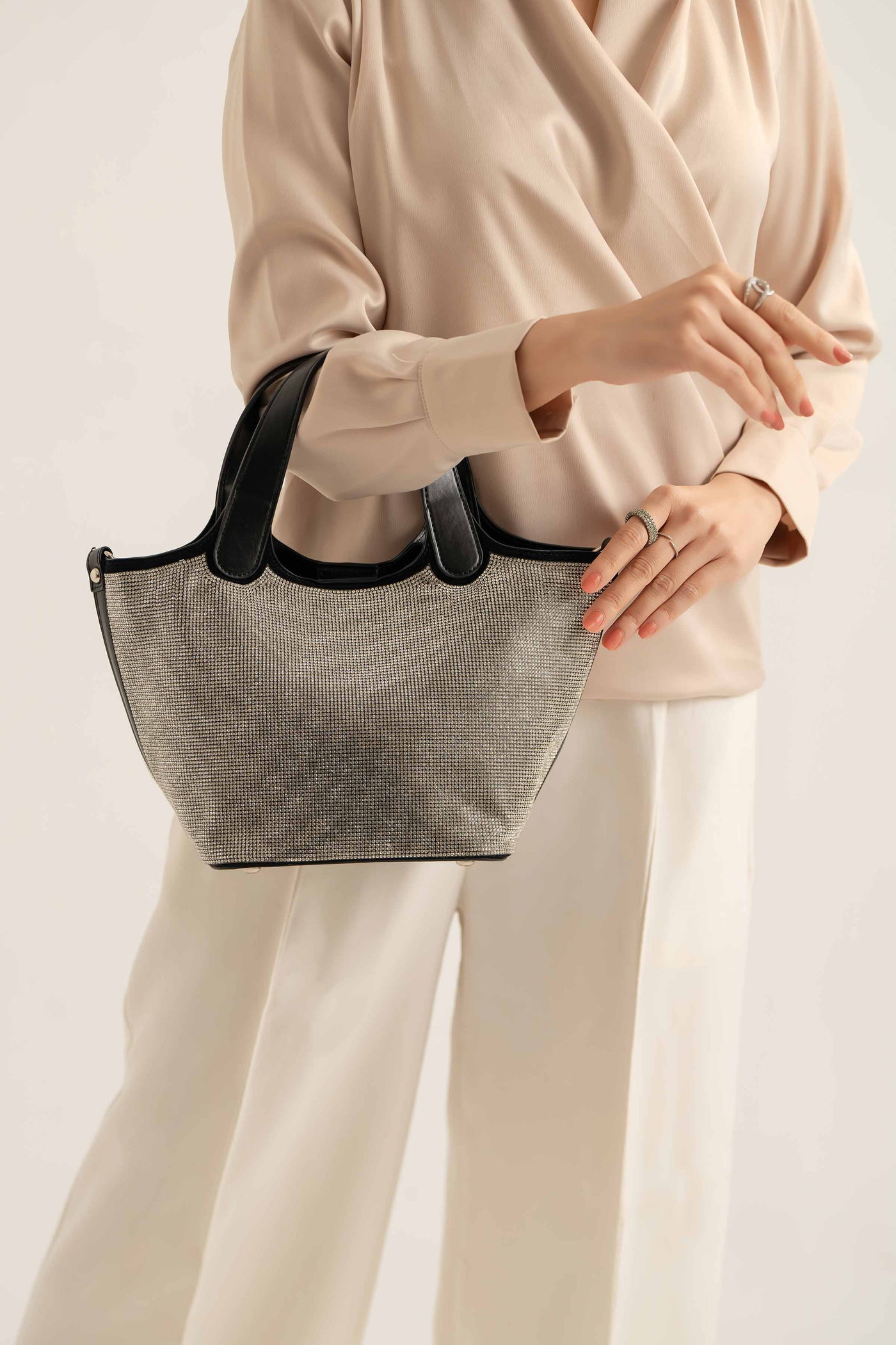 https://cdn.shopify.com/s/files/1/0534/2065/4791/files/000441132120-_1_563a5376-f607-42e4-b67b-00ac8c1f1f90.jpg?v=1747385568