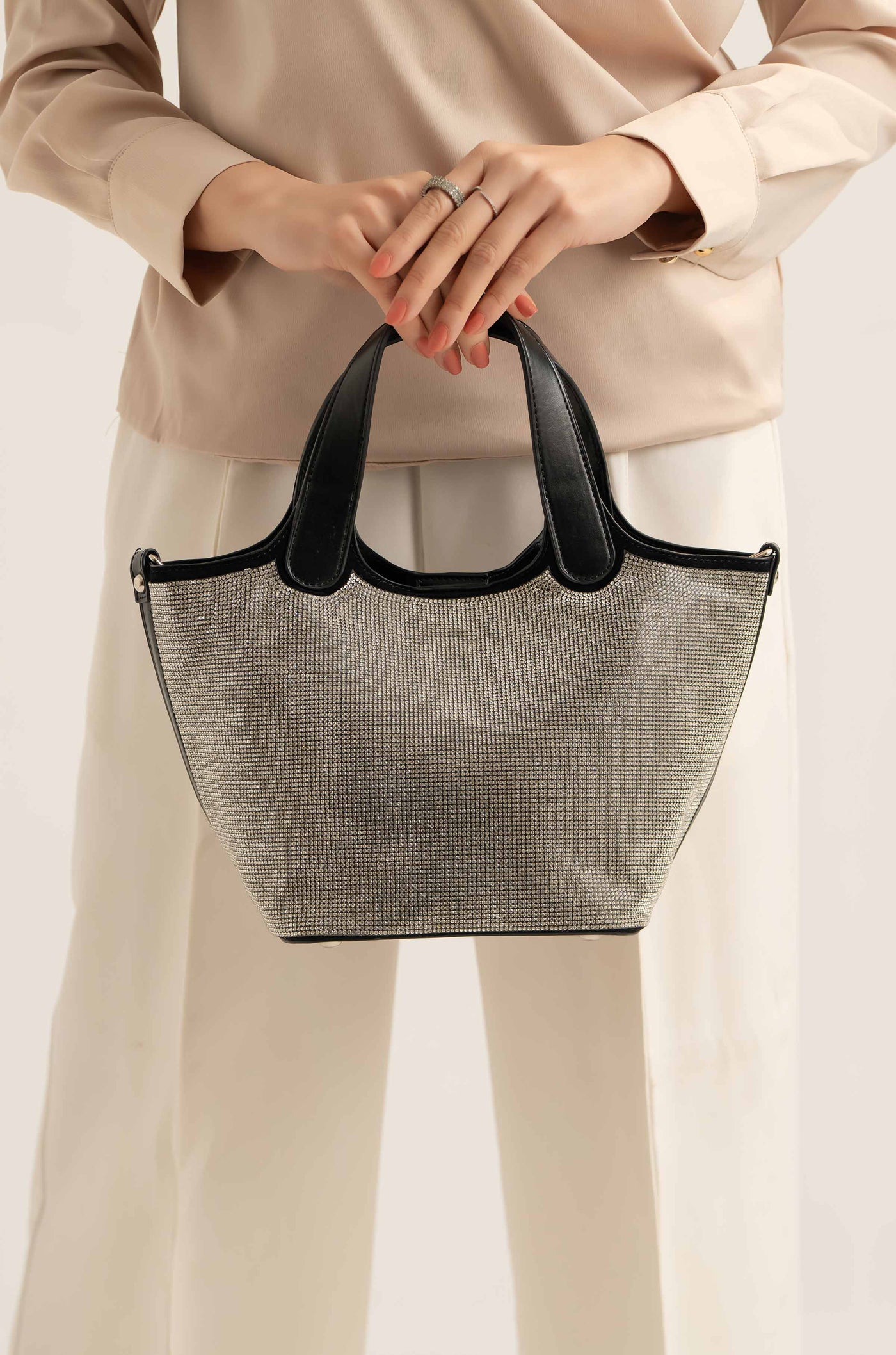https://cdn.shopify.com/s/files/1/0534/2065/4791/files/000441132120-_2_86f12e48-3349-42a1-9da5-bab794284962.jpg?v=1747385568