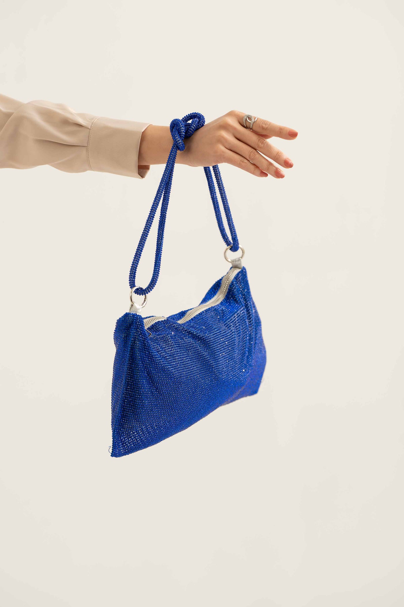 https://cdn.shopify.com/s/files/1/0534/2065/4791/files/000441142121-_1_df1e817f-f783-434a-b271-b4c5dbc0e5da.jpg?v=1747385570