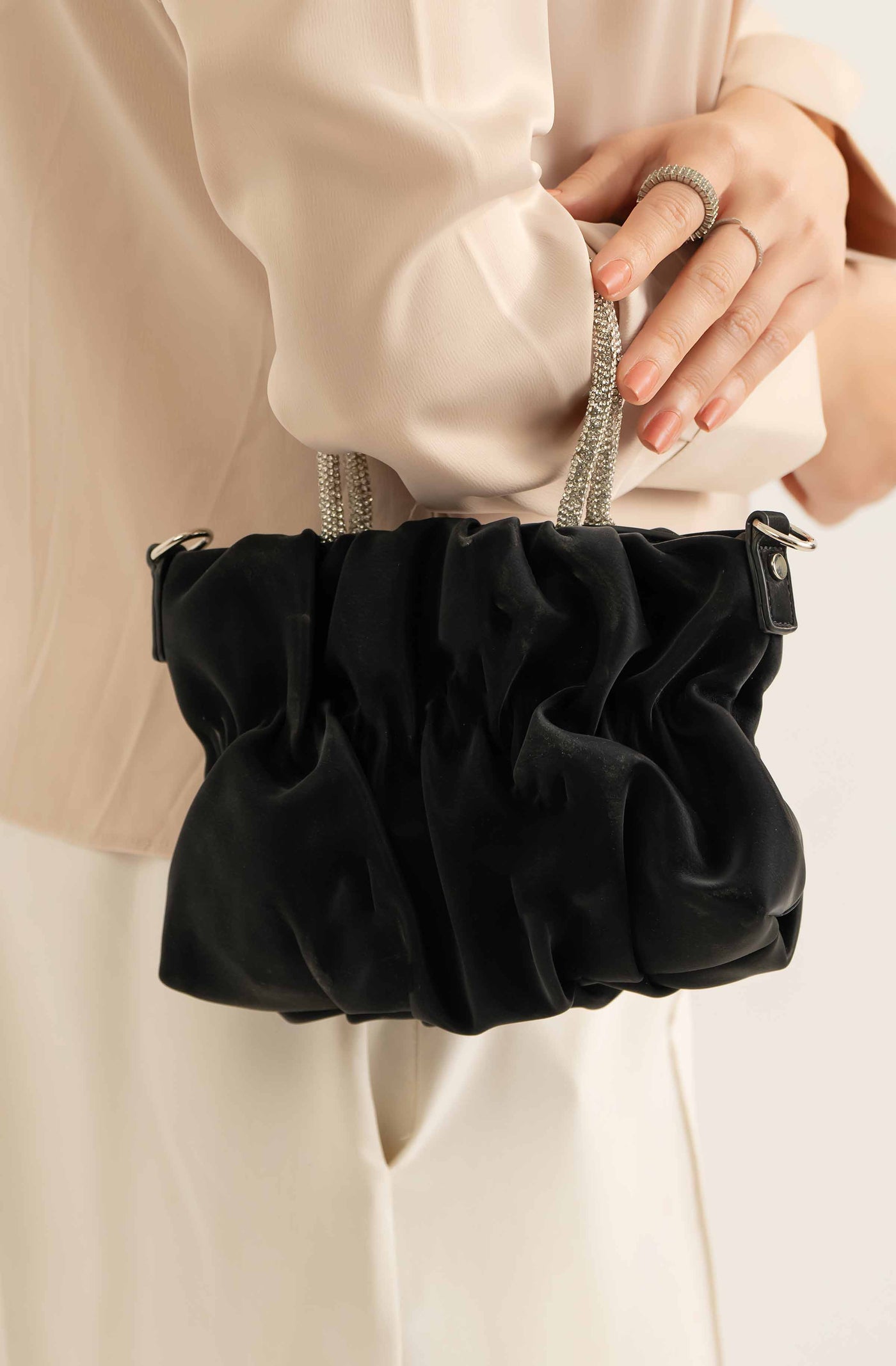 https://cdn.shopify.com/s/files/1/0534/2065/4791/files/000441152103-_2_5f3b8a10-6a52-4908-8656-203bdd9f6a14.jpg?v=1747385593