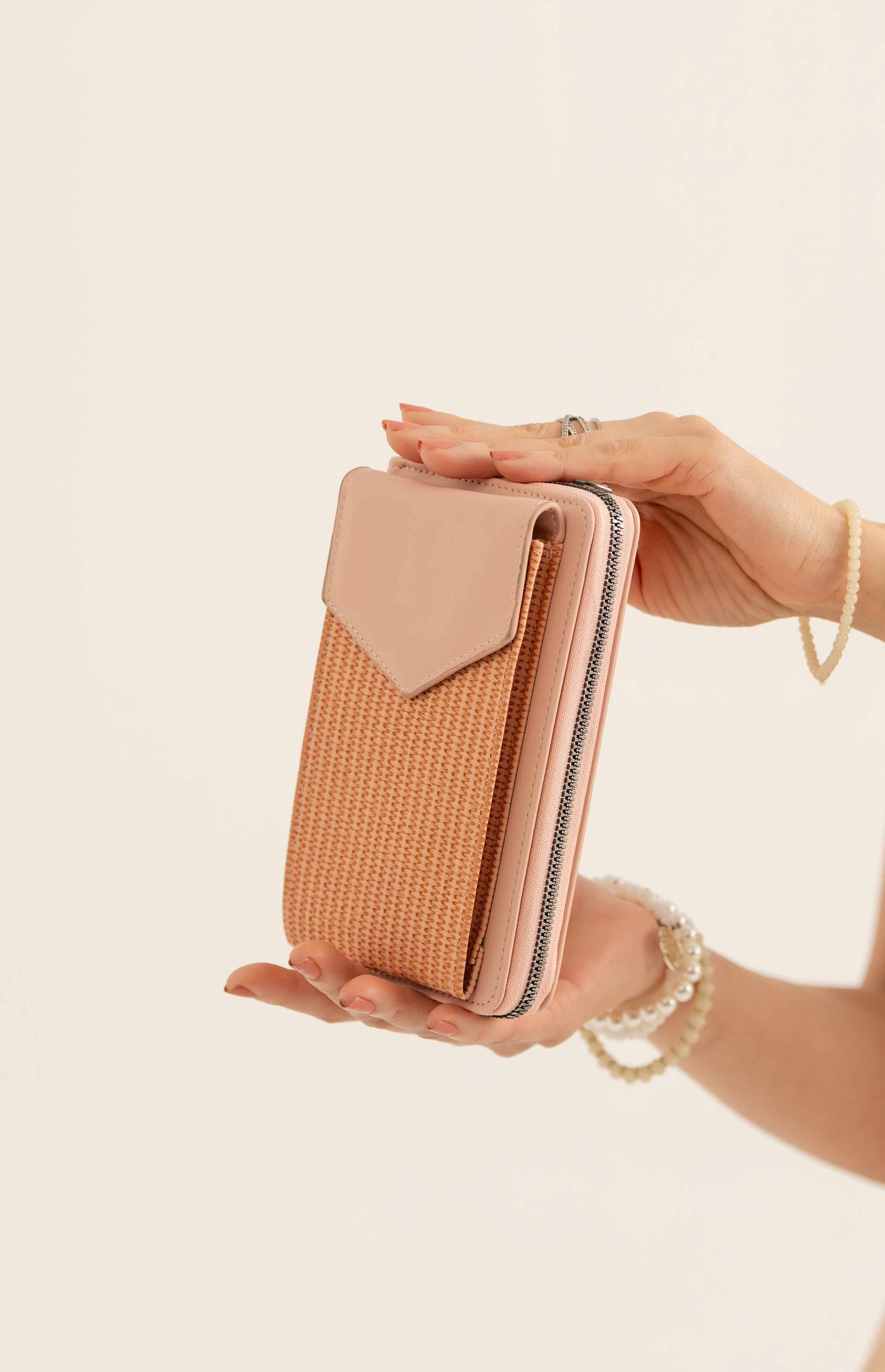 https://cdn.shopify.com/s/files/1/0534/2065/4791/files/000441342105-_2_45eaf99d-728e-4e34-beab-30b996730e58.jpg?v=1747385545