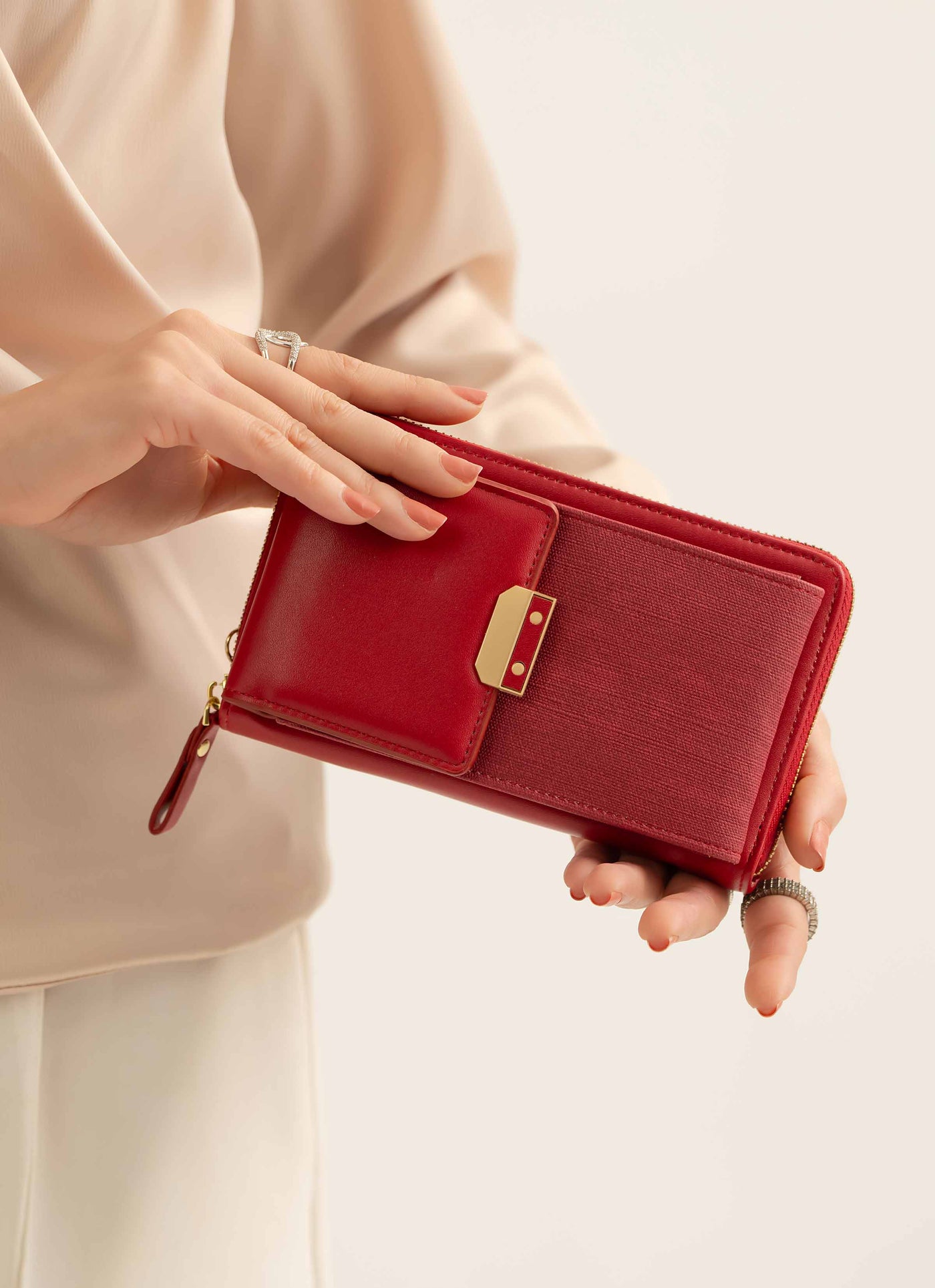 https://cdn.shopify.com/s/files/1/0534/2065/4791/files/000441372101-_3_6b5c204e-0123-41f0-9130-c124264b37bd.jpg?v=1747385543