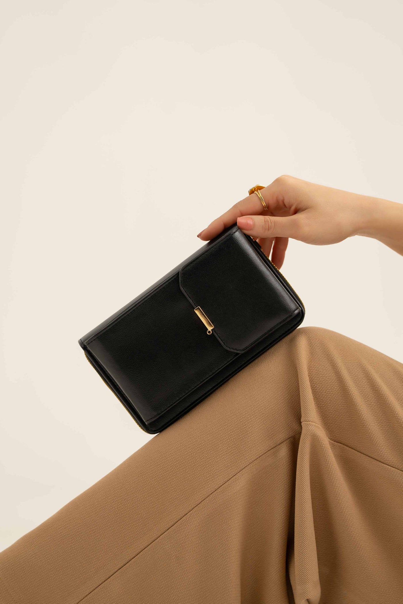 https://cdn.shopify.com/s/files/1/0534/2065/4791/files/000441402103-_2_ae0e2ec5-d8c6-4bff-8f70-cfe18fa01ac0.jpg?v=1747385553