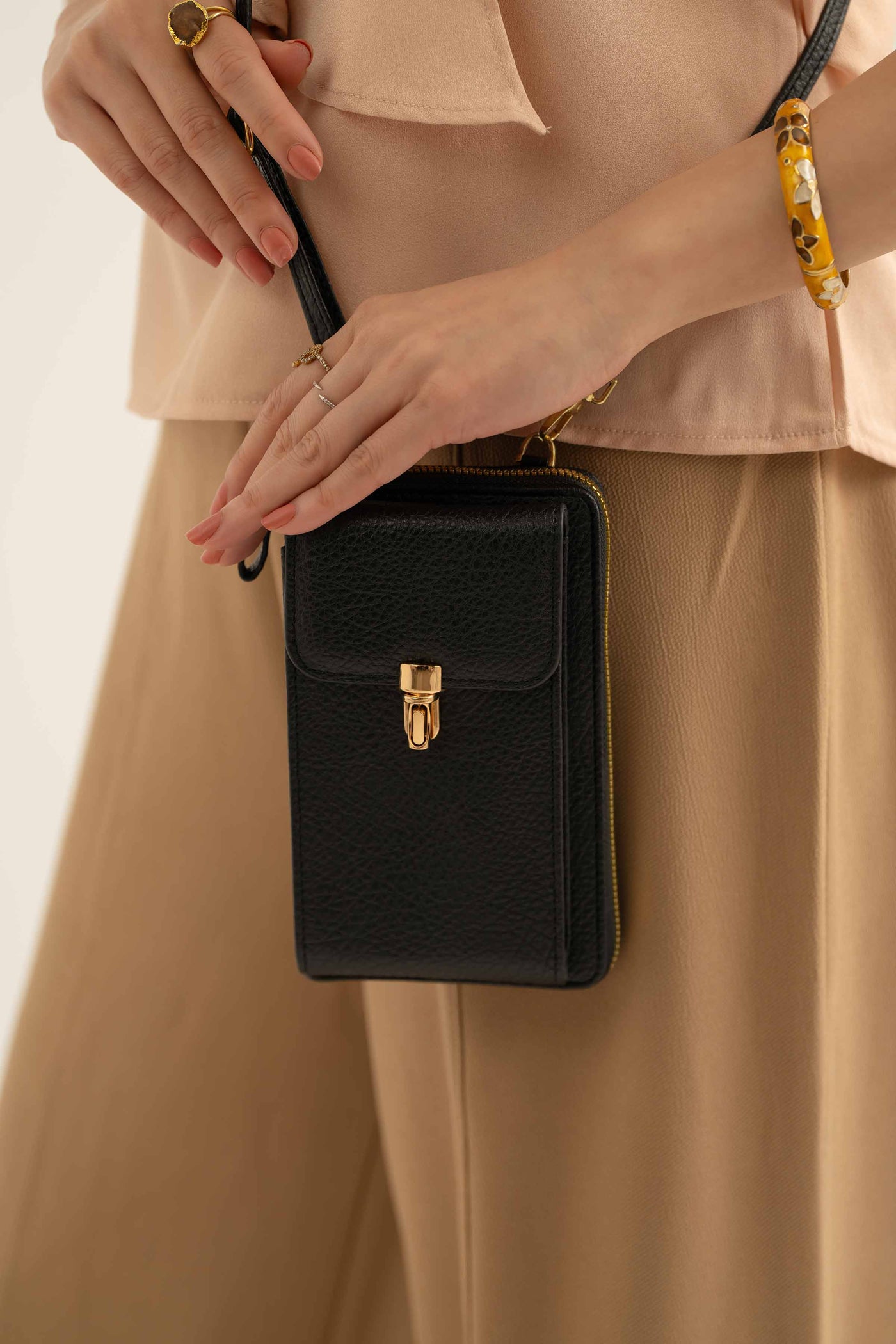 https://cdn.shopify.com/s/files/1/0534/2065/4791/files/000441412103-_1_3c71bae6-cd6d-458e-aebc-e5bbe05c8da7.jpg?v=1747385554