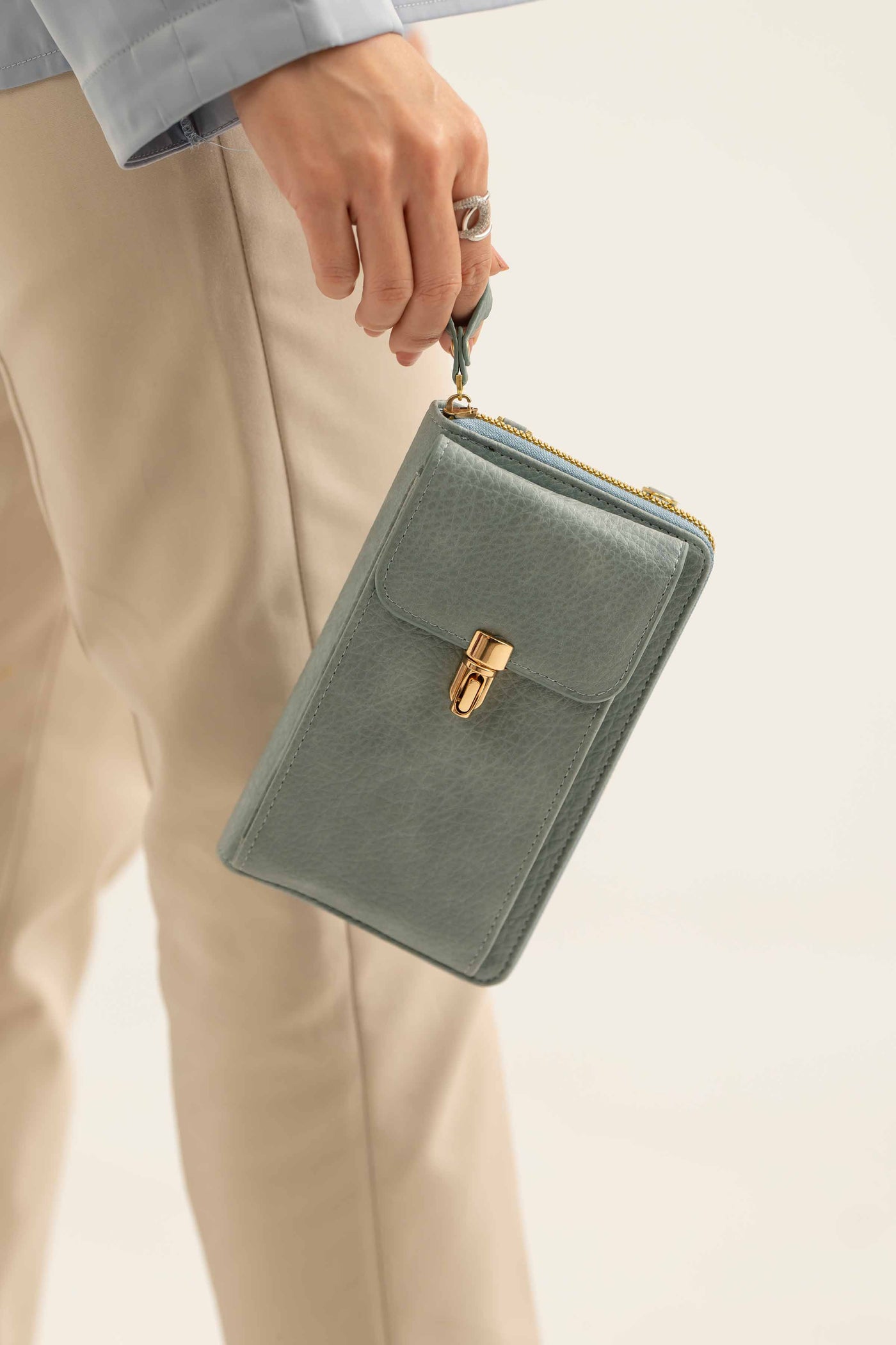 https://cdn.shopify.com/s/files/1/0534/2065/4791/files/000441412108-_3_b87ce316-4909-4225-9d01-74a13af504de.jpg?v=1747385549