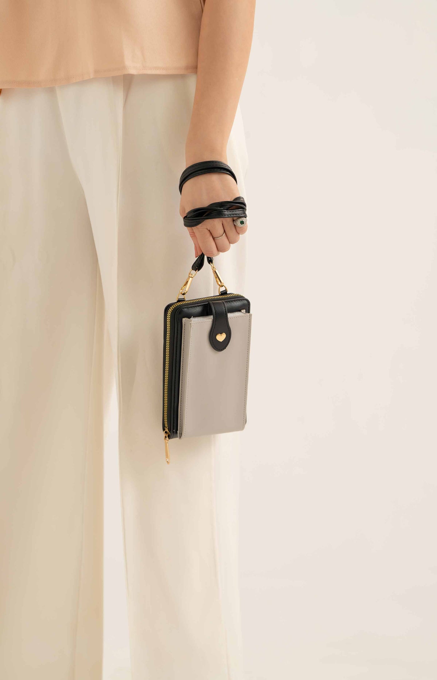 https://cdn.shopify.com/s/files/1/0534/2065/4791/files/000441422103-_3_9254cae1-3e91-4756-84b4-08c4cb093caa.jpg?v=1747385550
