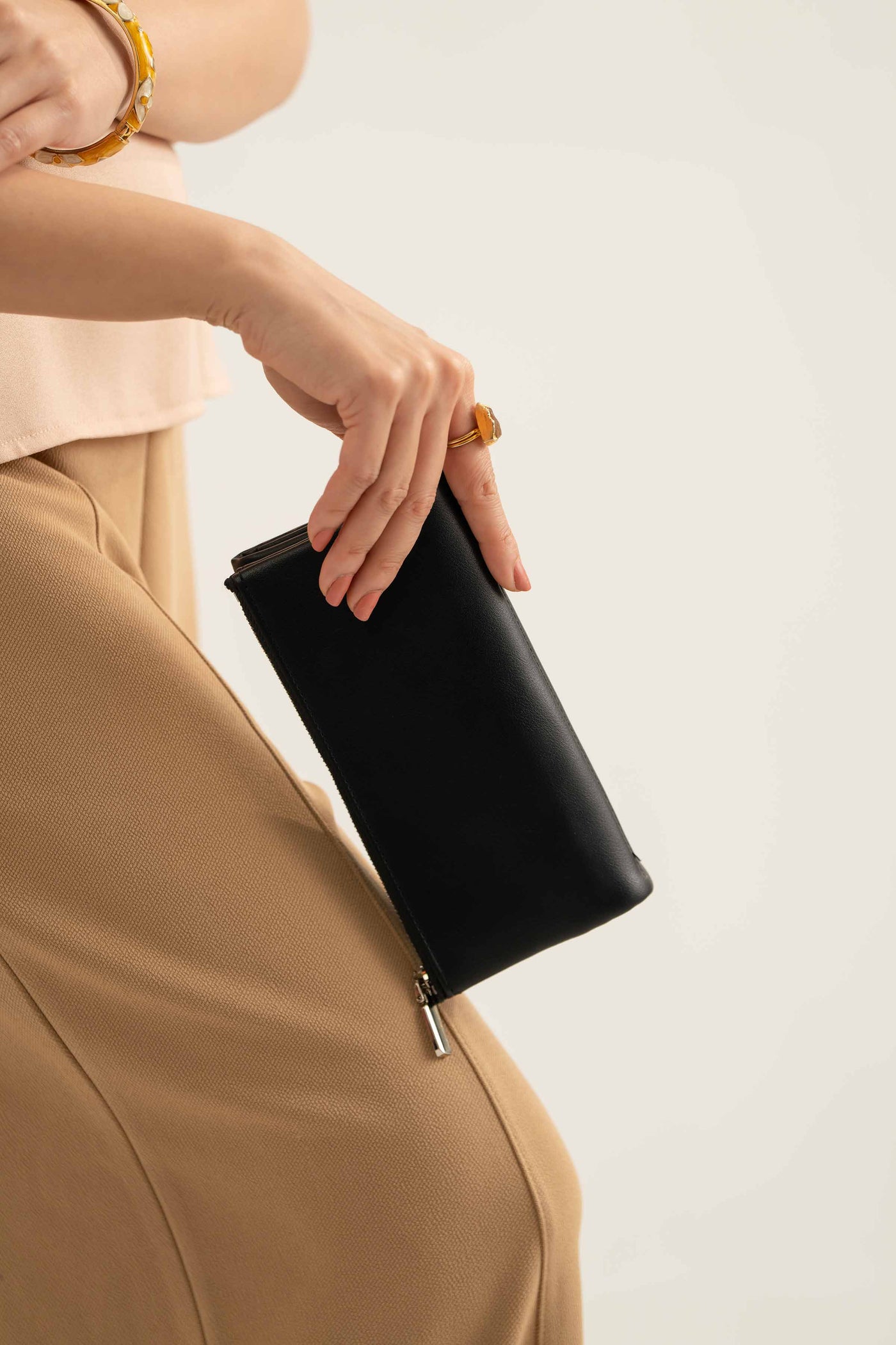 https://cdn.shopify.com/s/files/1/0534/2065/4791/files/000441472103-_1_720c3c06-25ec-4de5-941d-a09202f85704.jpg?v=1747385452