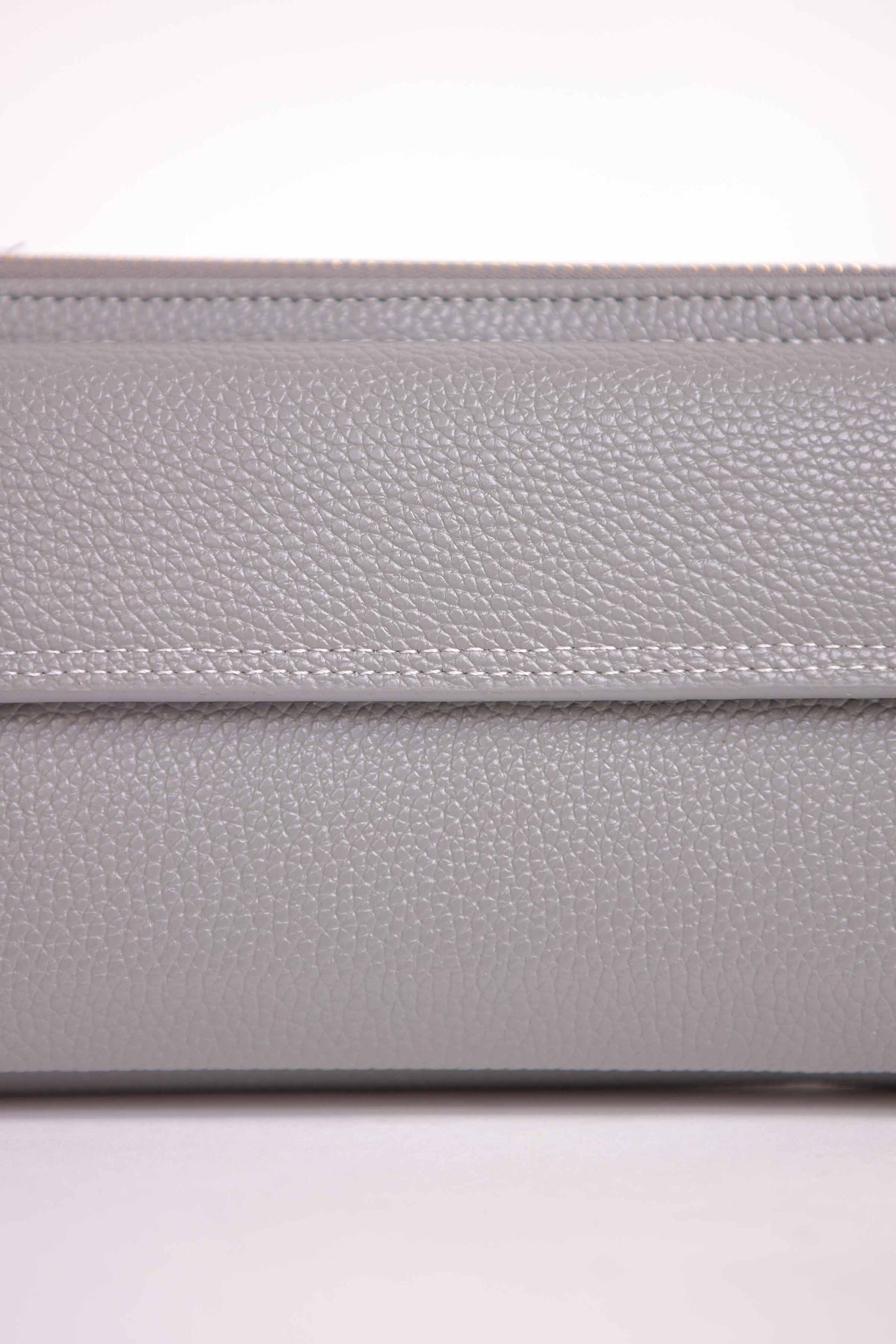 https://cdn.shopify.com/s/files/1/0534/2065/4791/files/000441482111-_2.jpg?v=1747385259