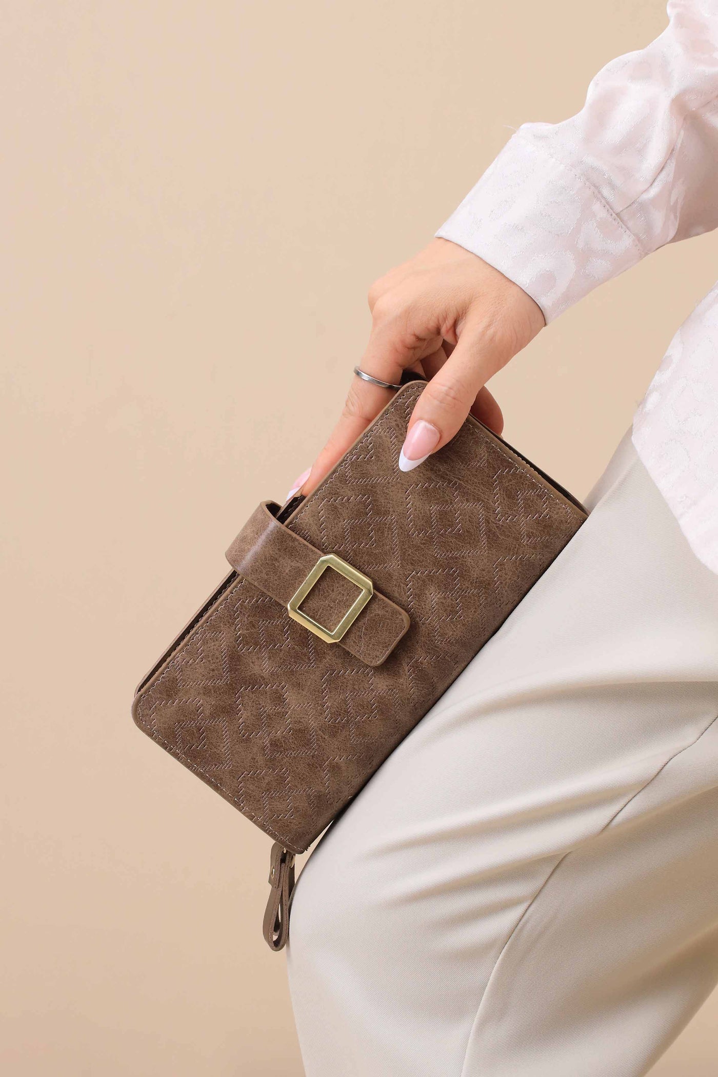 https://cdn.shopify.com/s/files/1/0534/2065/4791/files/000441562129-_3.jpg?v=1759218892