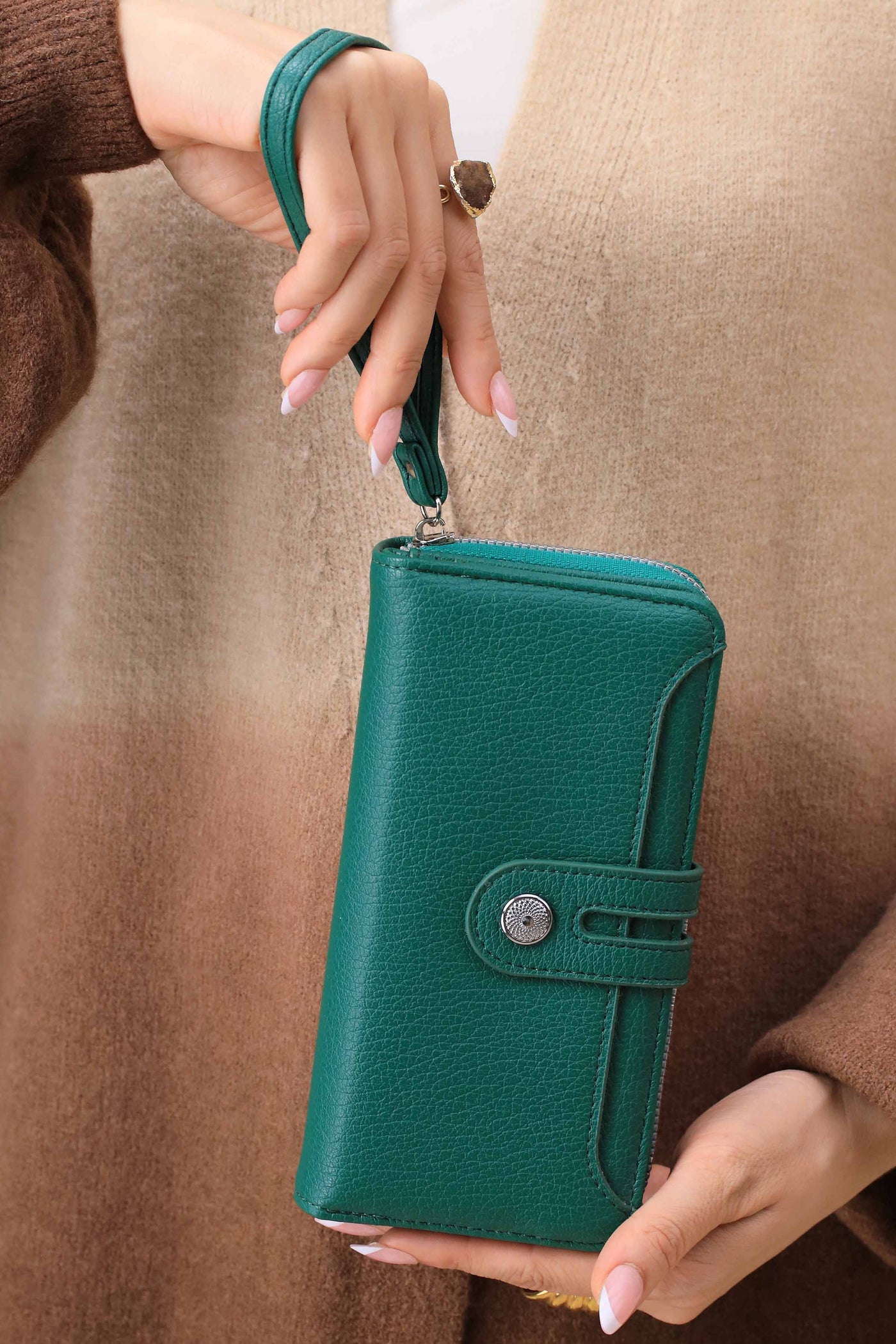 https://cdn.shopify.com/s/files/1/0534/2065/4791/files/000441572104-_3.jpg?v=1759218744