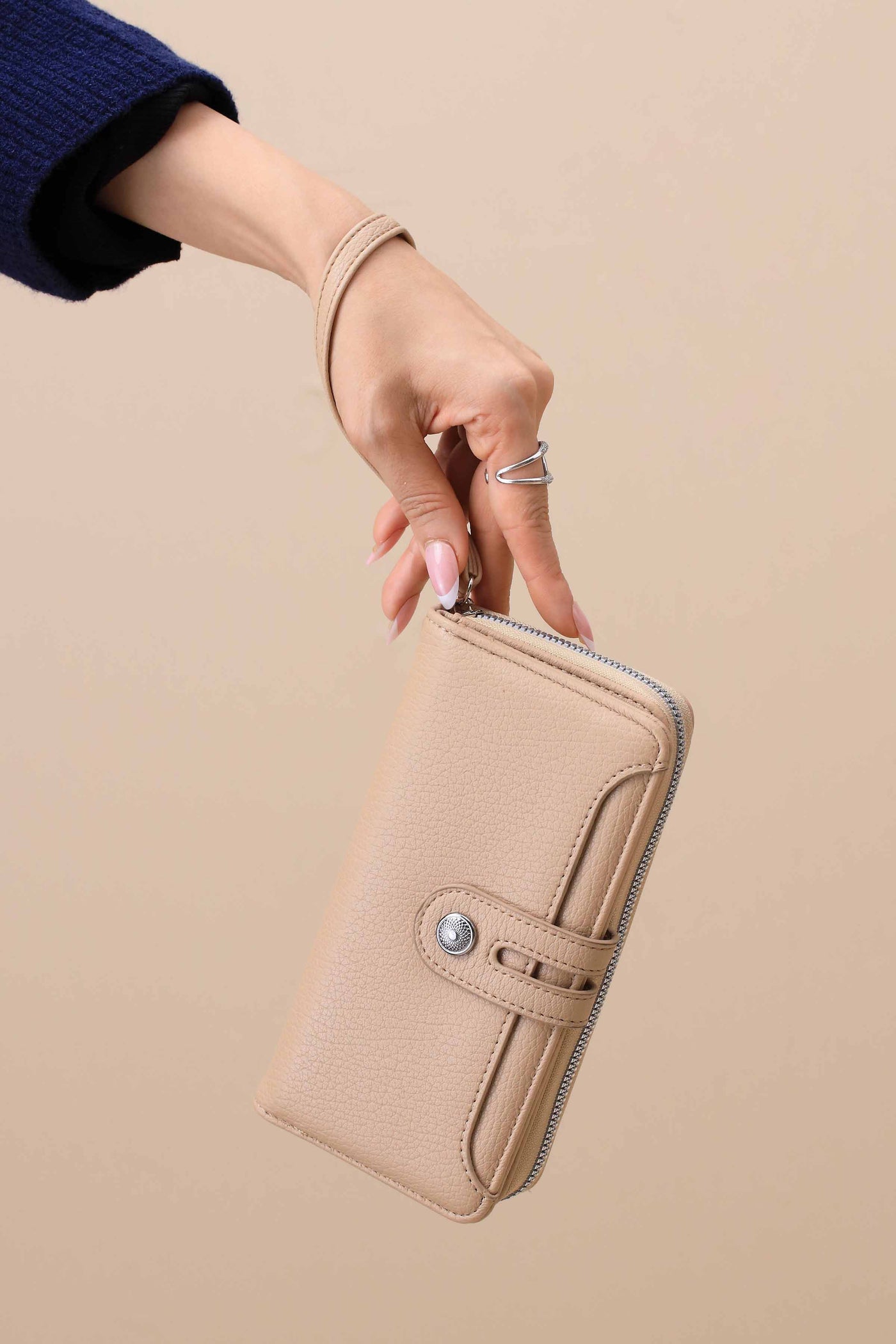 https://cdn.shopify.com/s/files/1/0534/2065/4791/files/000441572118-_9.jpg?v=1759218945