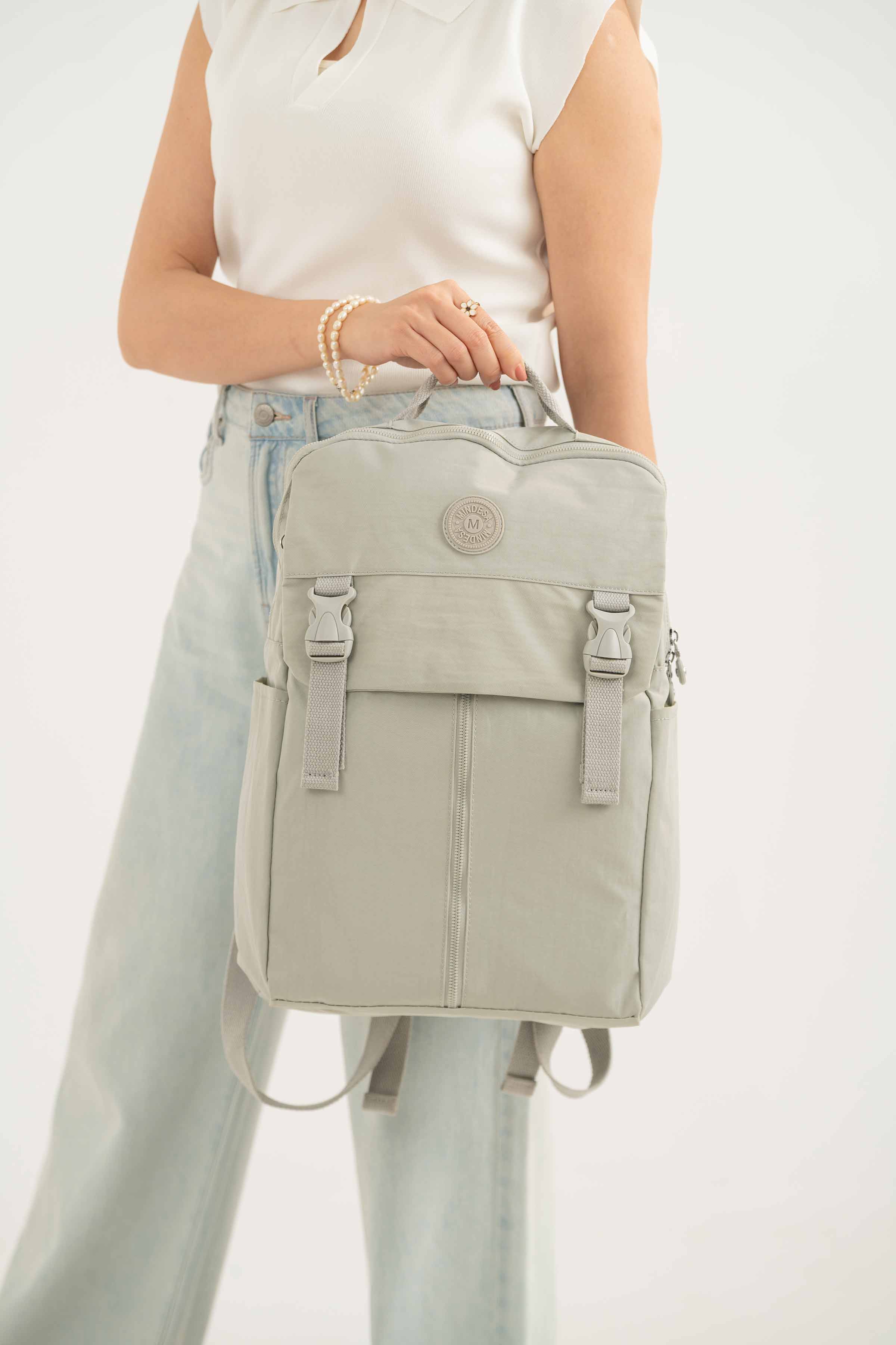 https://cdn.shopify.com/s/files/1/0534/2065/4791/files/000441612111-_2.jpg?v=1747385605