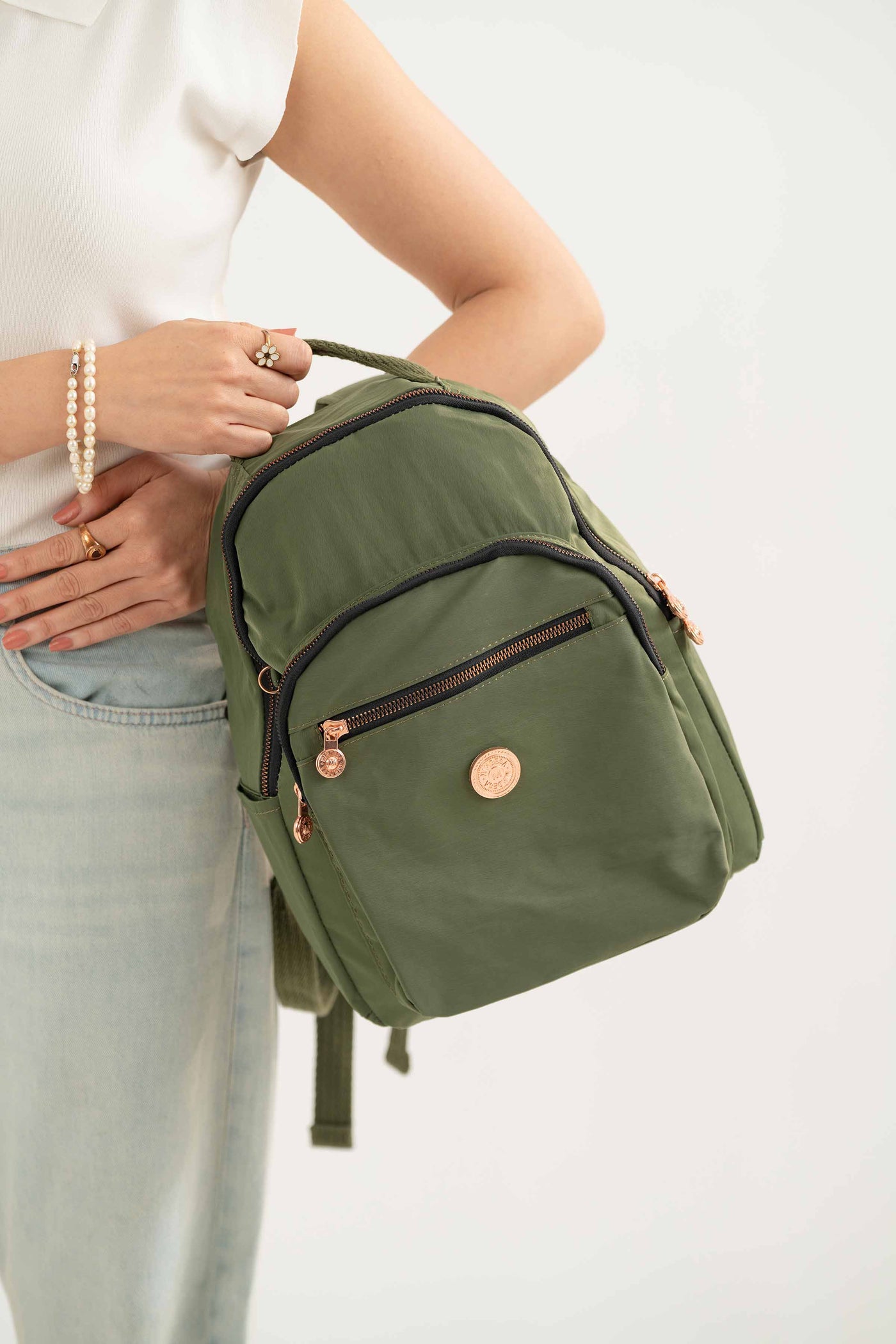 https://cdn.shopify.com/s/files/1/0534/2065/4791/files/000441642104-_1_65184590-a329-4e02-be5a-653d844b1371.jpg?v=1747385607