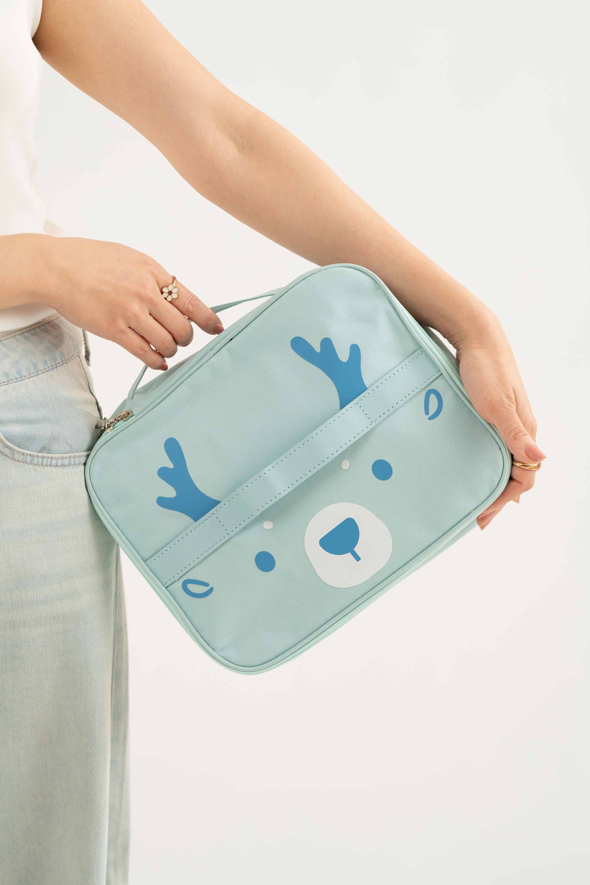 https://cdn.shopify.com/s/files/1/0534/2065/4791/files/000441862121-_2_d1325b75-abee-466c-9ba0-4ac31f8a80fc.jpg?v=1747385488