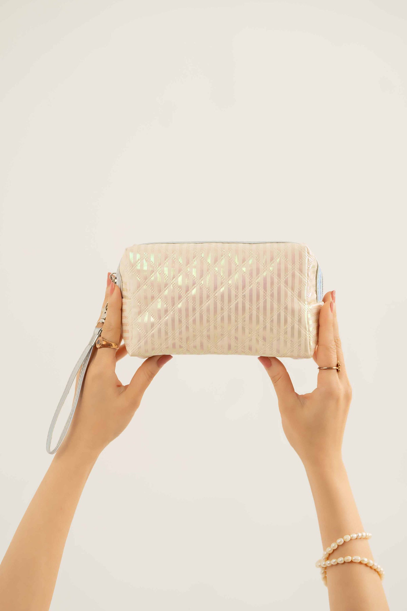 https://cdn.shopify.com/s/files/1/0534/2065/4791/files/000442192112-_1_b95c8756-94b8-438c-b1bc-2ef901fcb8d9.jpg?v=1747385456