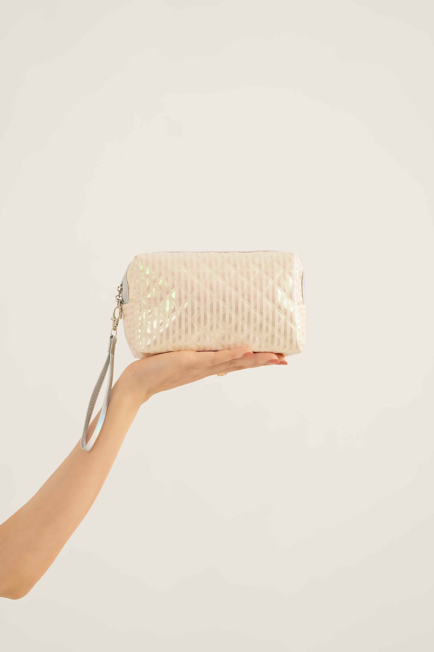 https://cdn.shopify.com/s/files/1/0534/2065/4791/files/000442192112-_2_407dc970-2020-4eb9-919f-55b56ad35acd.jpg?v=1747385456