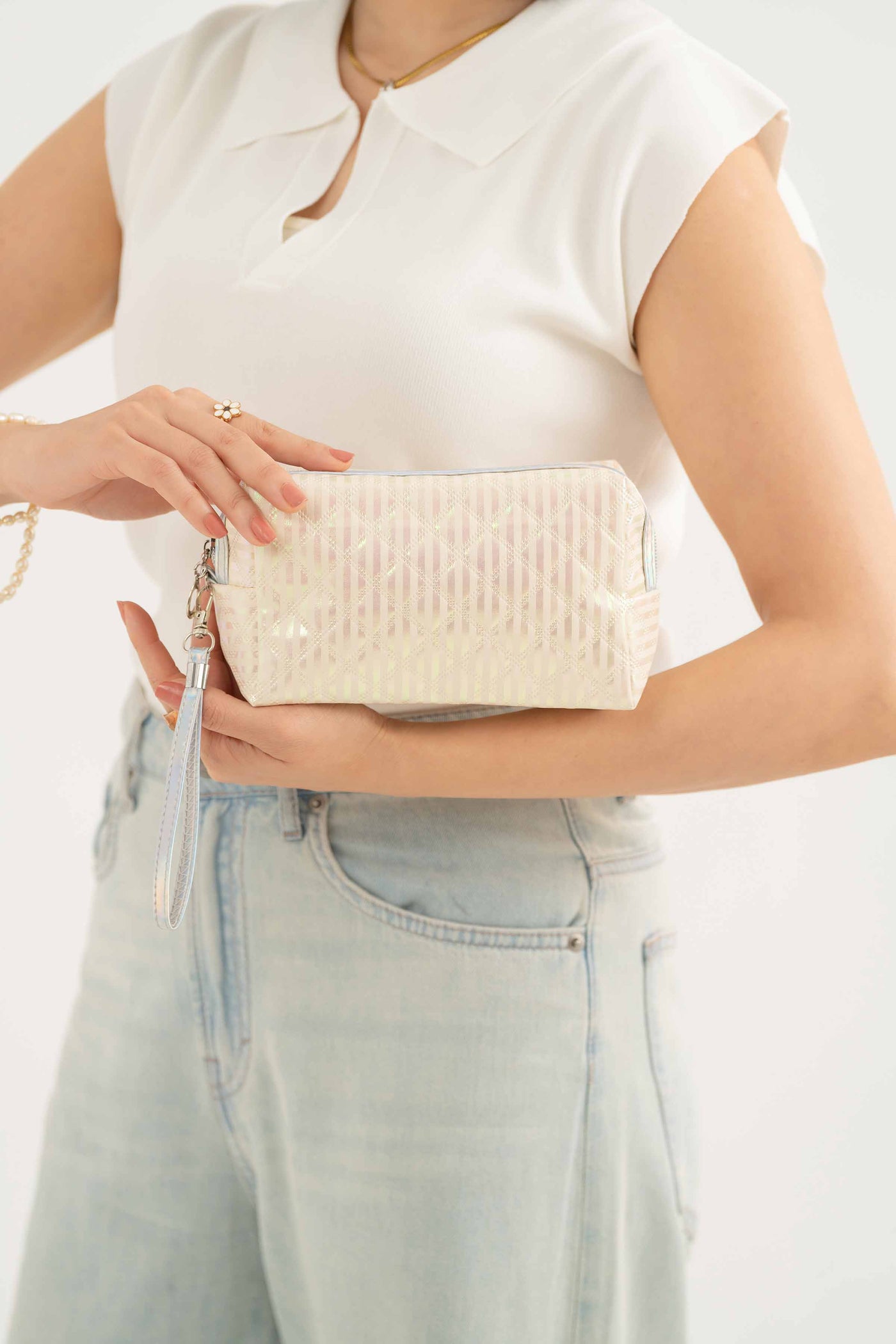 https://cdn.shopify.com/s/files/1/0534/2065/4791/files/000442192112-_3_b176677f-2785-4334-8e3e-82fd54530b2f.jpg?v=1747385456