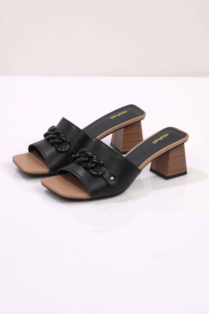 Black Wedge-442972903